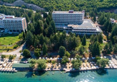 Metropol Rooms & Suites